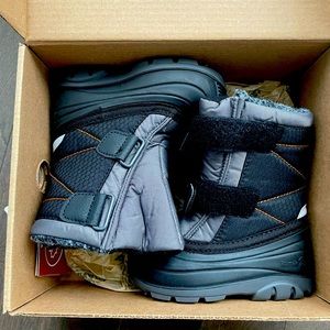 NWT Kamik Sapling winter boots toddler size 7